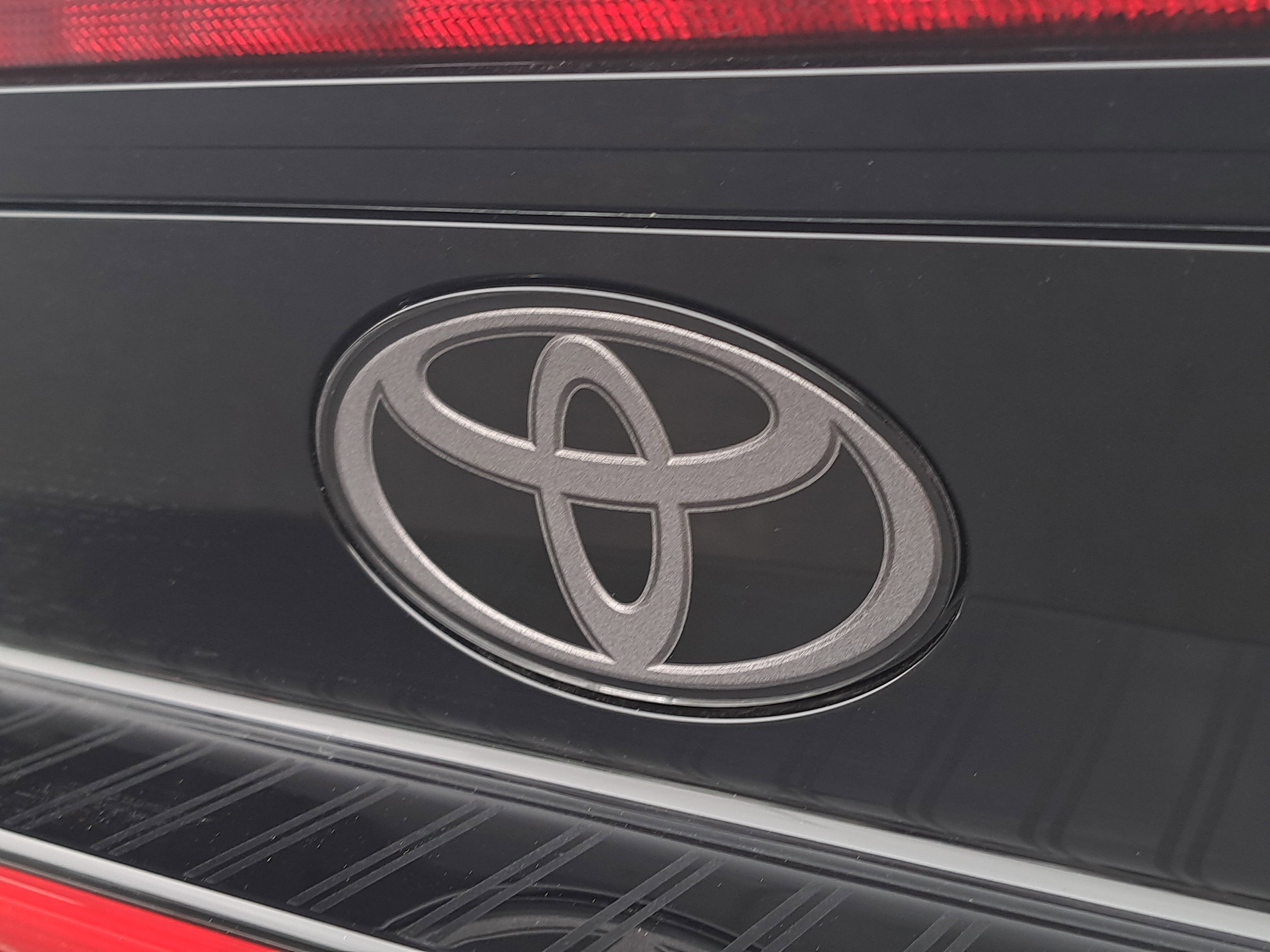New 2026 Toyota Prius XLE image 7