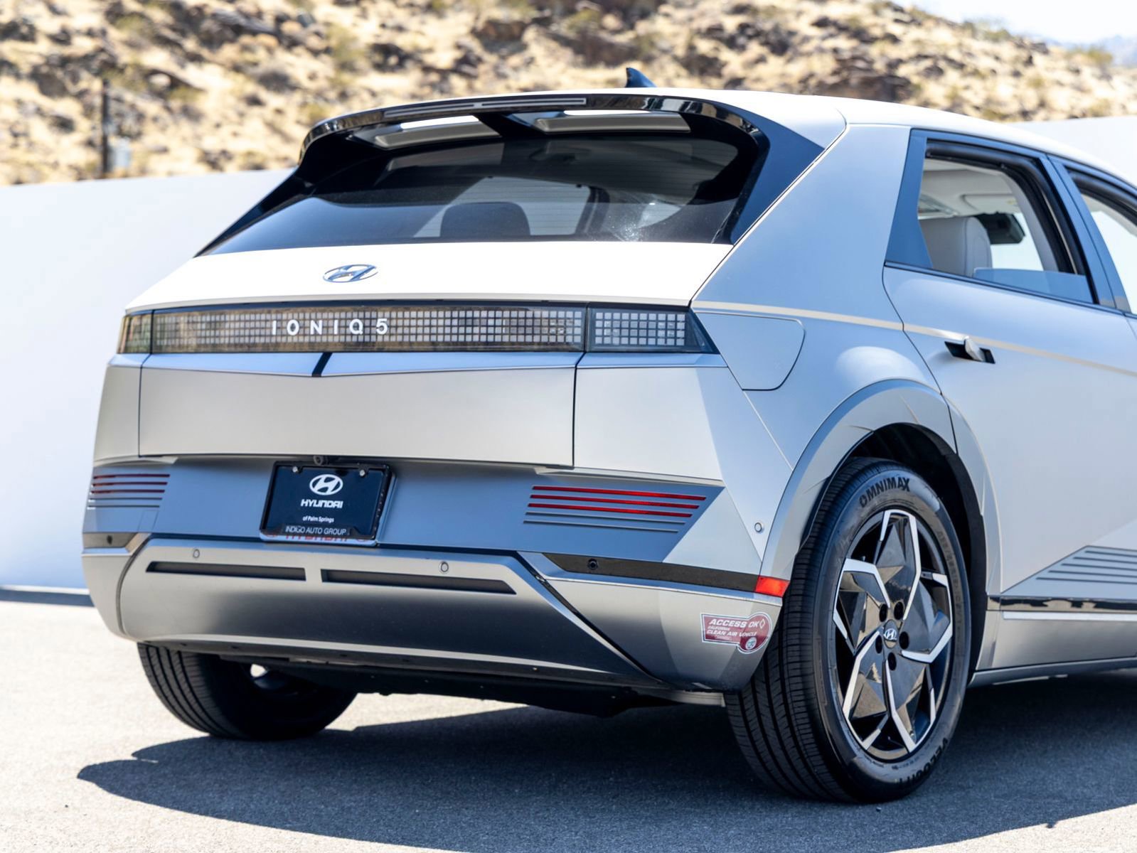 Used 2023 Hyundai Ioniq 5 Limited w/ Cargo Package RWD image 11