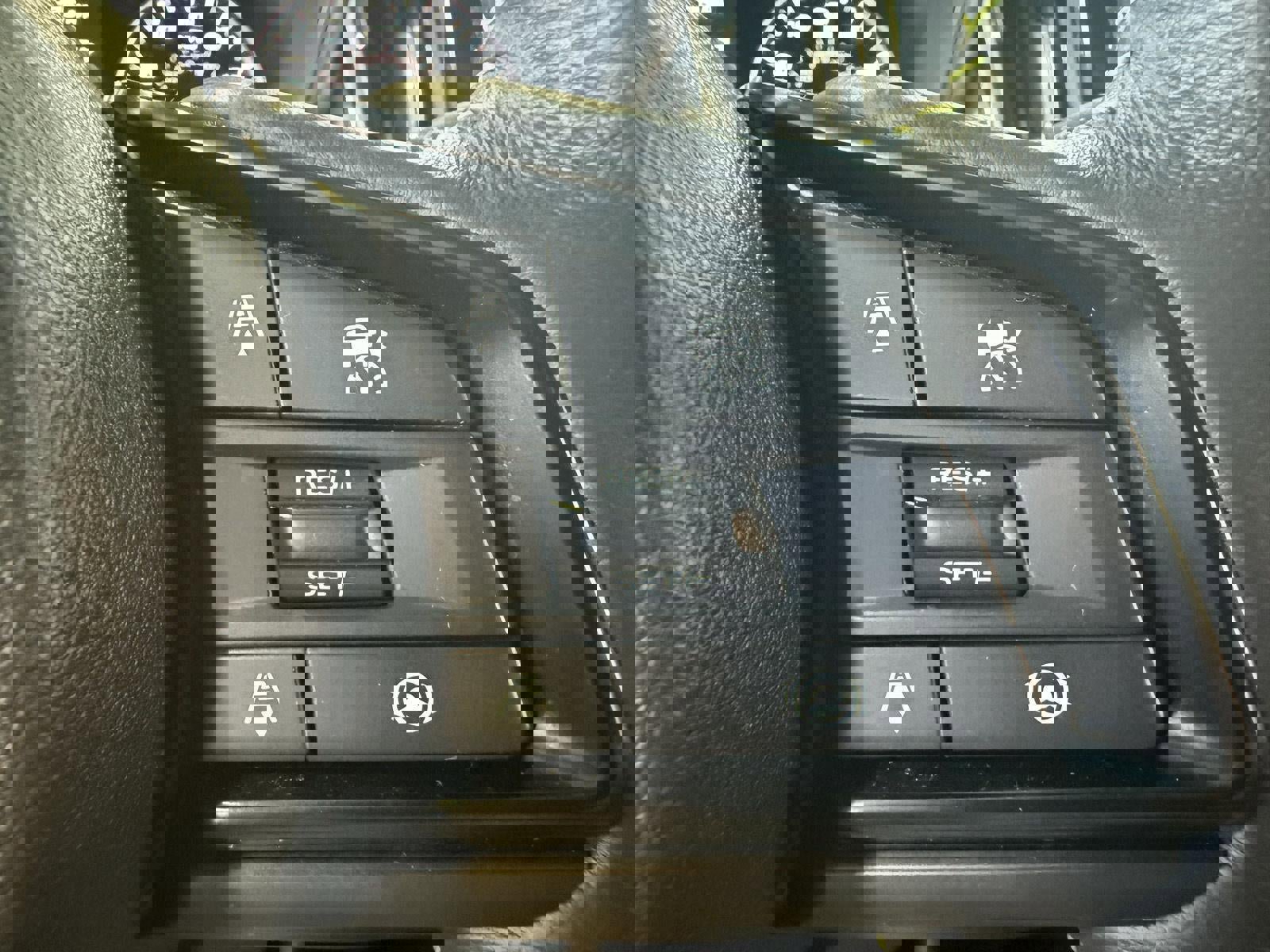 Used 2025 Subaru Outback Onyx Edition XT image 30