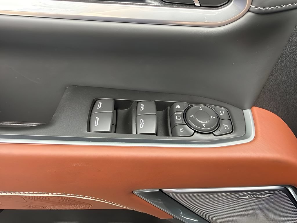 New 2026 GMC Sierra 3500 Denali Ultimate AWD/4WD image 30