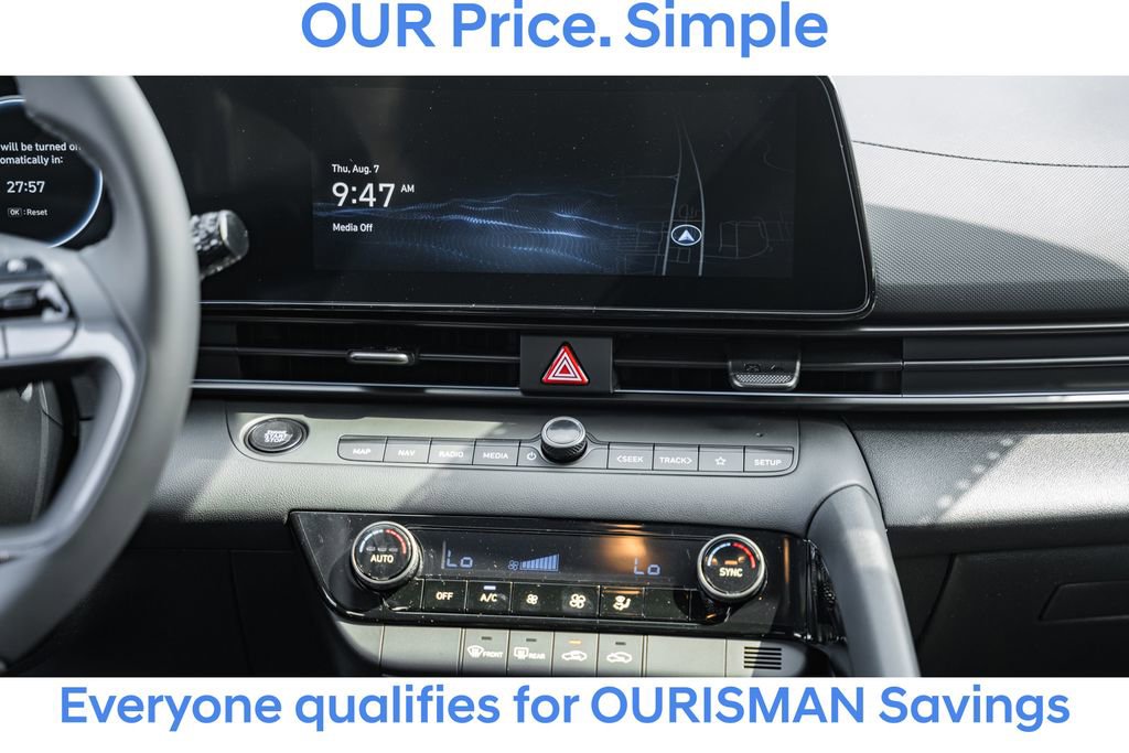 New 2025 Hyundai Elantra SEL image 16