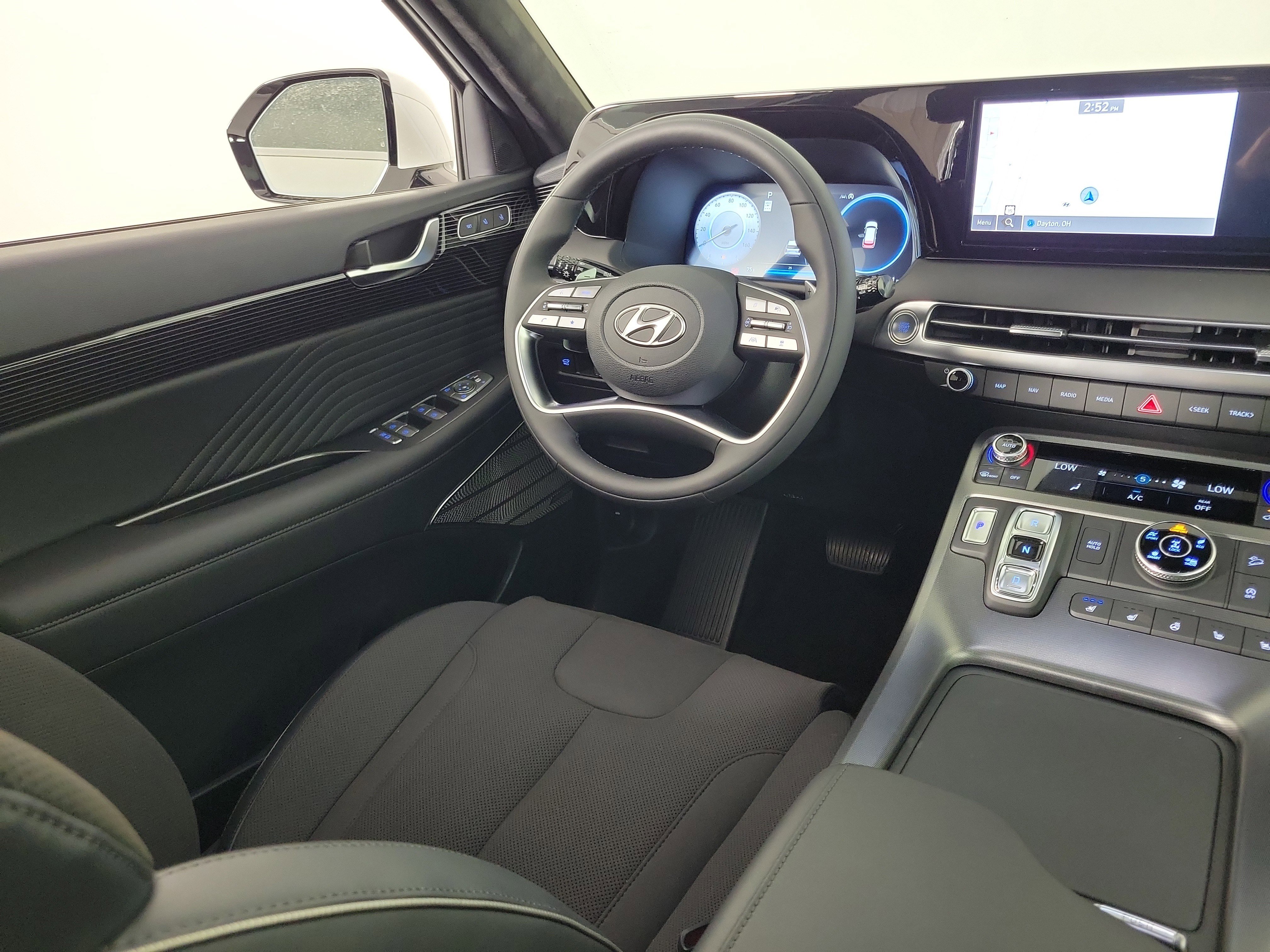 New 2025 Hyundai Palisade Calligraphy image 5