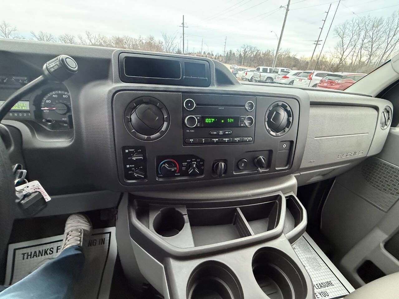 Used 2013 Ford E-350 and Econoline 350 XLT image 23