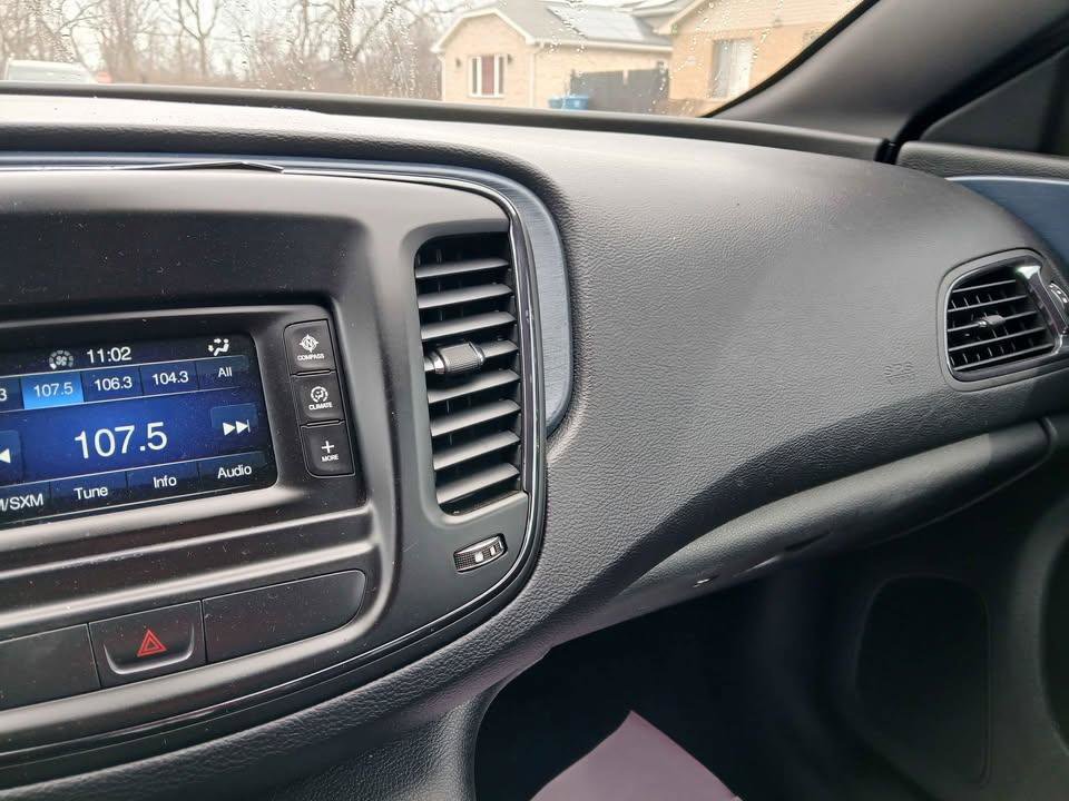 Used 2015 Chrysler 200 S image 11