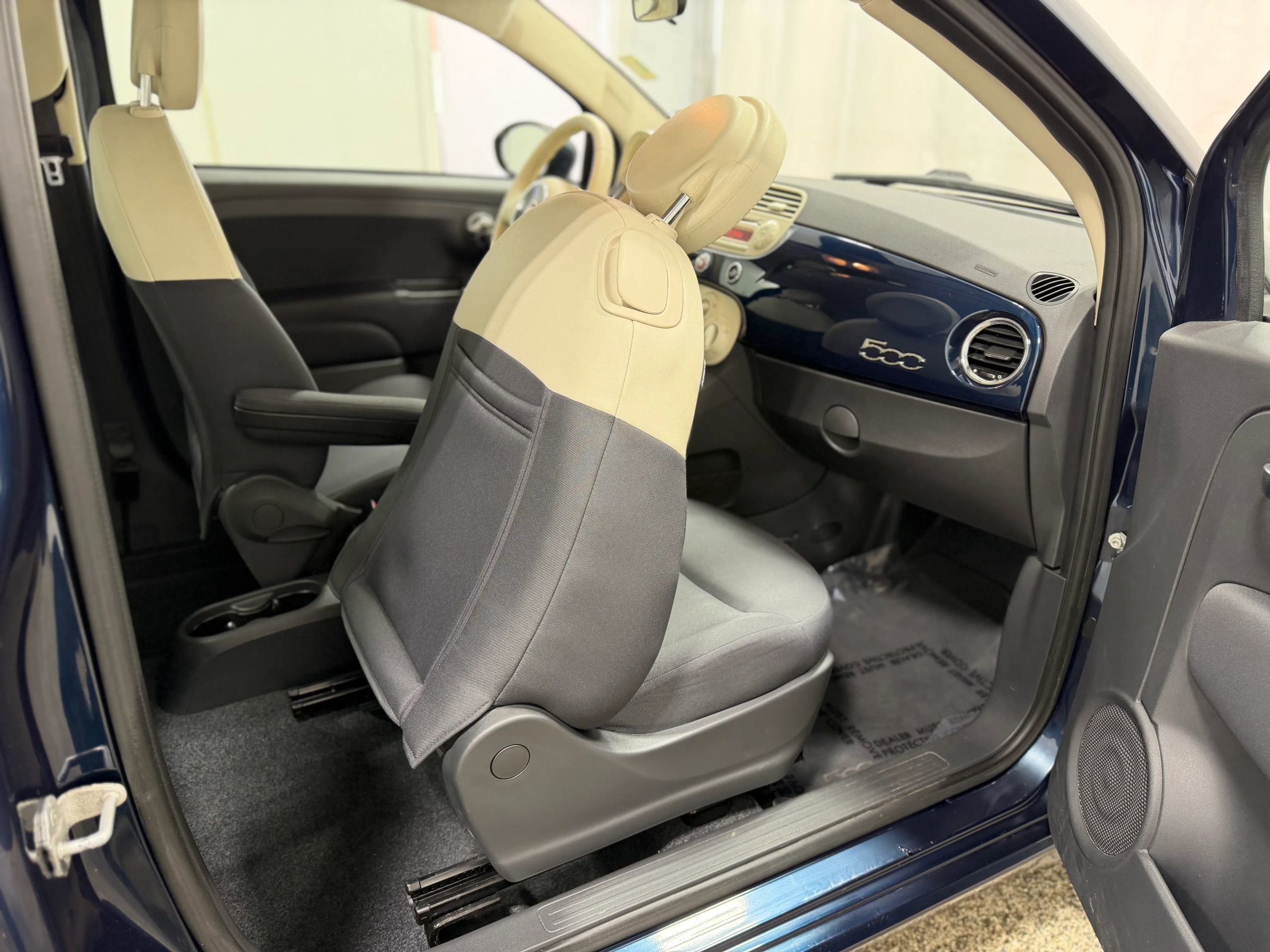 Used 2015 FIAT 500 Pop image 31