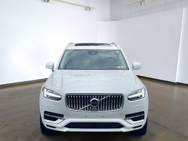 Used 2024 Volvo XC90 T8 Ultimate AWD/4WD image 2