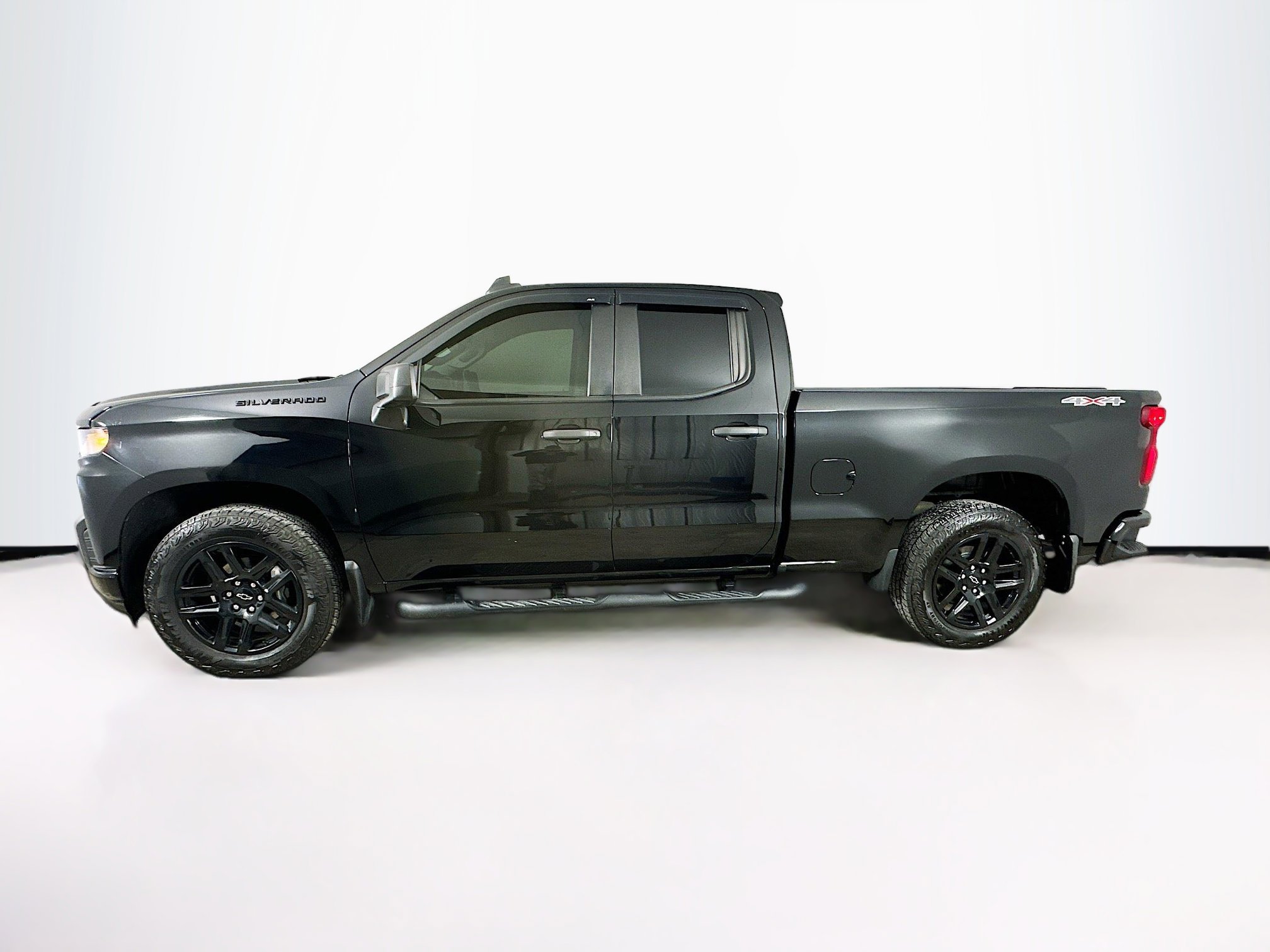 Used 2022 Chevrolet Silverado 1500 Custom w/ Rally Edition image 9
