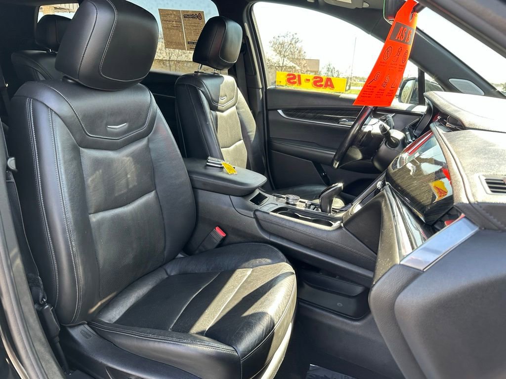 Used 2020 Cadillac XT6 Premium Luxury image 19