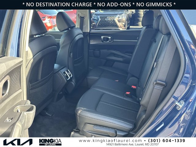 Used 2025 Kia Sorento S AWD/4WD image 22