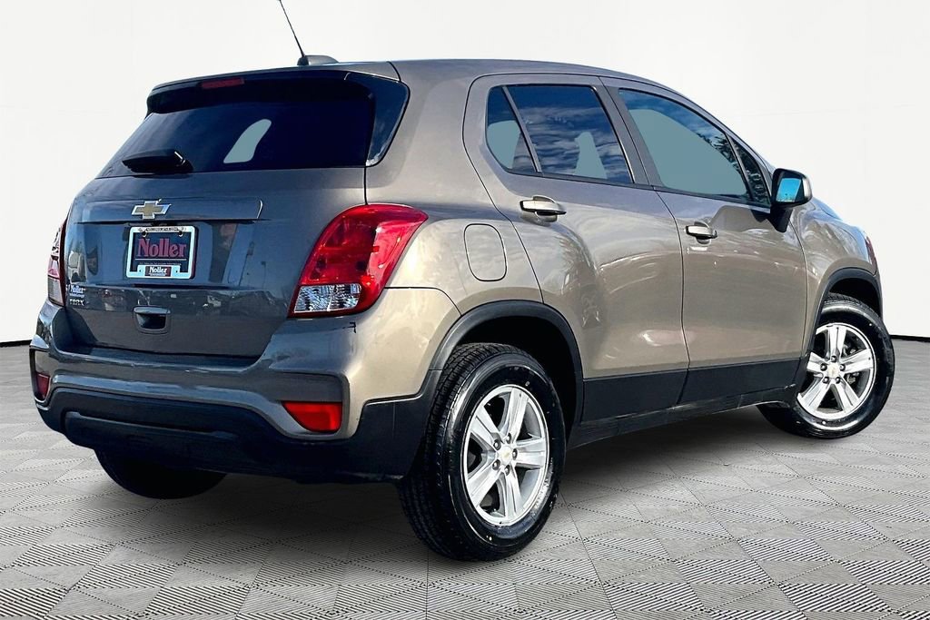 Used 2020 Chevrolet Trax LS w/ Tint and Cruise Package image 2