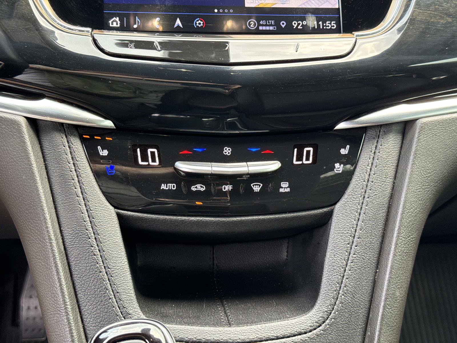 Certified 2024 Cadillac XT6 Premium Luxury w/ Technology Package FWD image 22