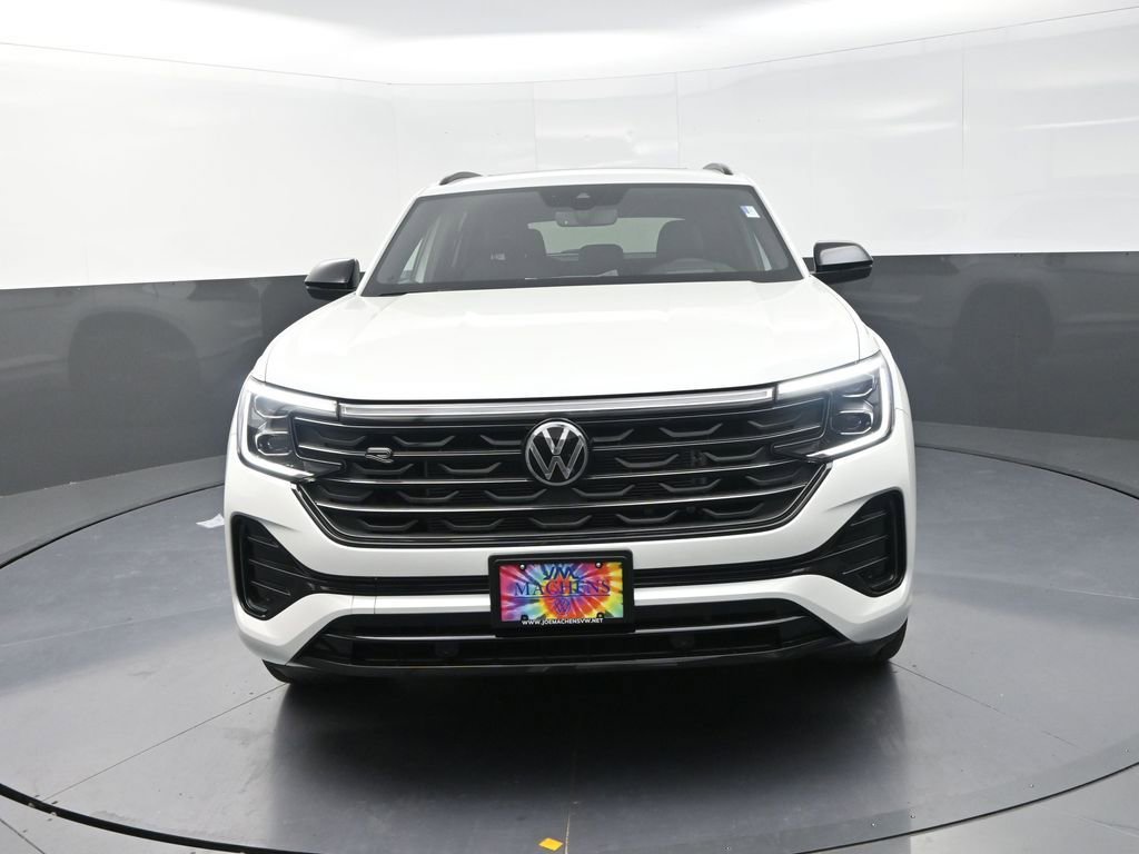 New 2026 Volkswagen Atlas Cross Sport SEL R-Line image 2