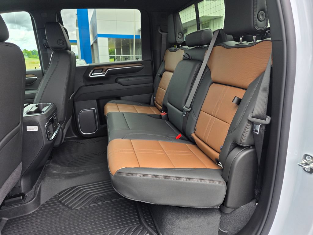New 2026 Chevrolet Silverado 2500 High Country w/ High Country Premium Package AWD/4WD image 12