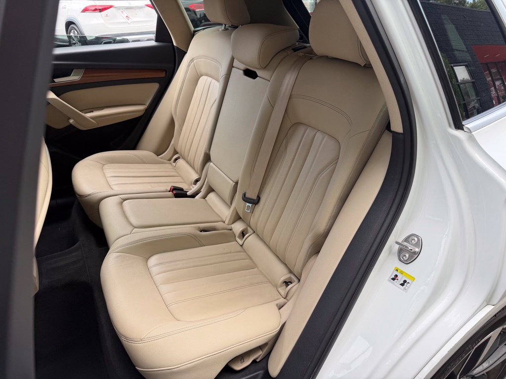 Used 2021 Audi Q5 2.0T Premium Plus AWD/4WD image 32