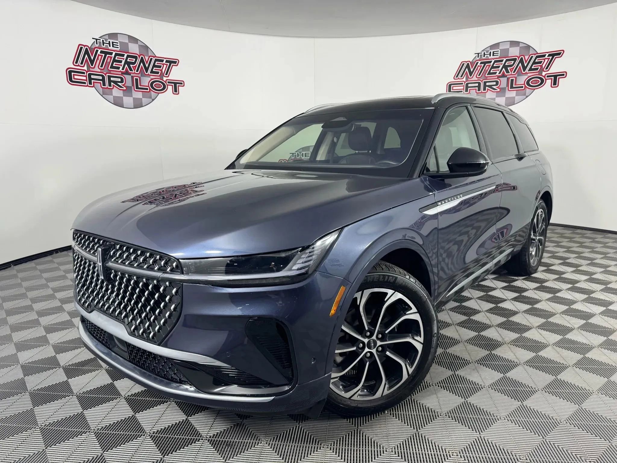 Used 2024 Lincoln Nautilus Reserve w/ Equipment Group 202A