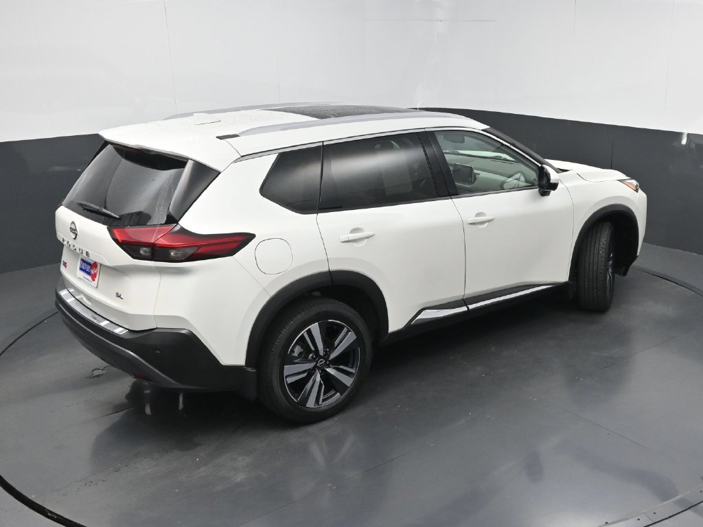 Used 2023 Nissan Rogue SL FWD image 32