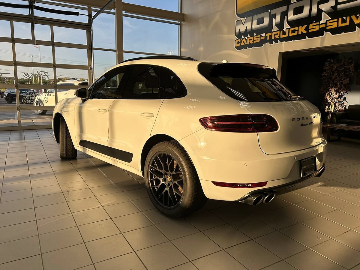 Used 2017 Porsche Macan GTS AWD/4WD image 2