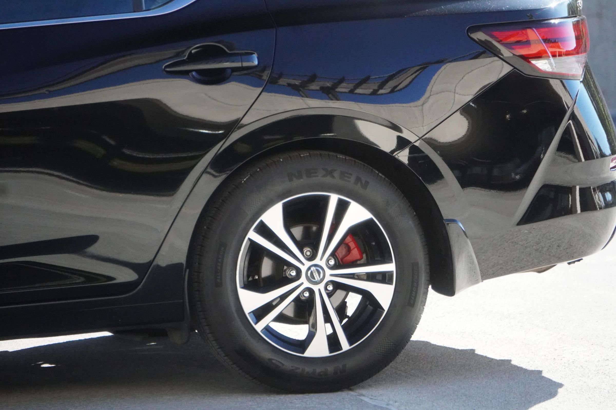 Used 2020 Nissan Sentra SV w/ Trunk Package image 14