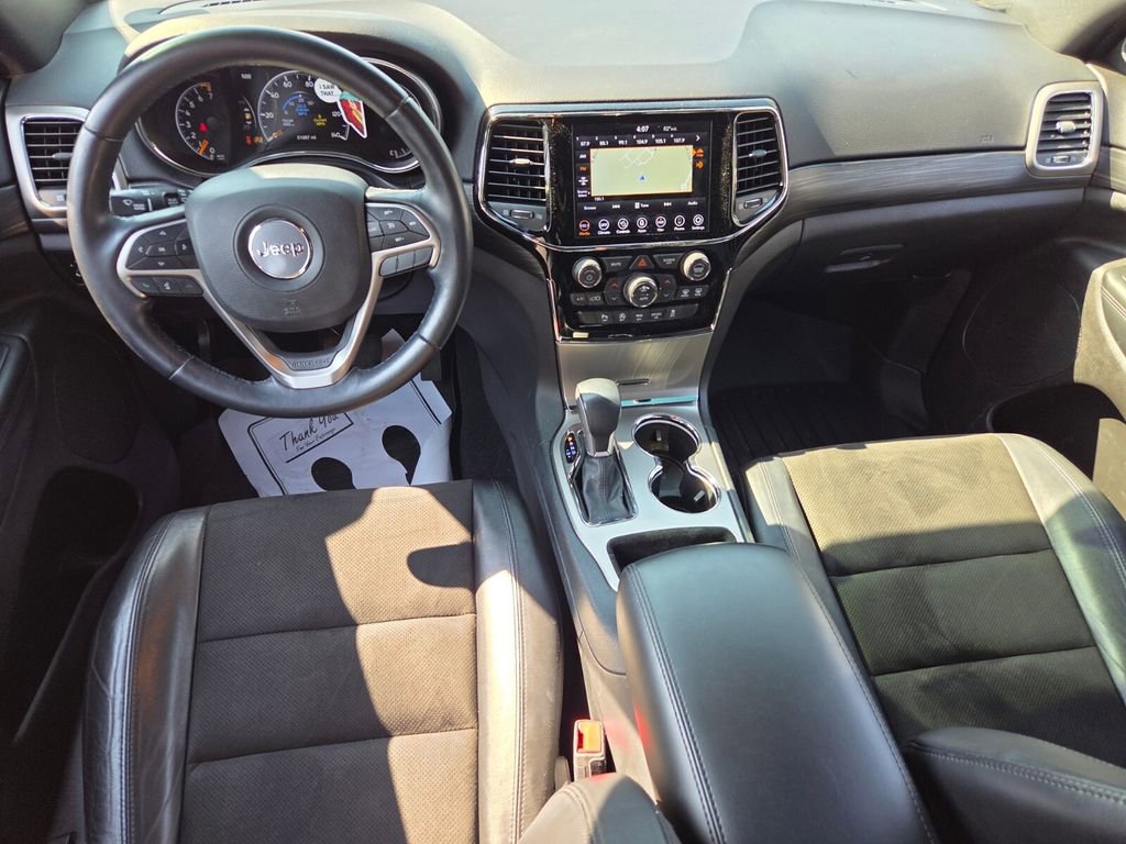 Used 2021 Jeep Grand Cherokee Laredo X image 9