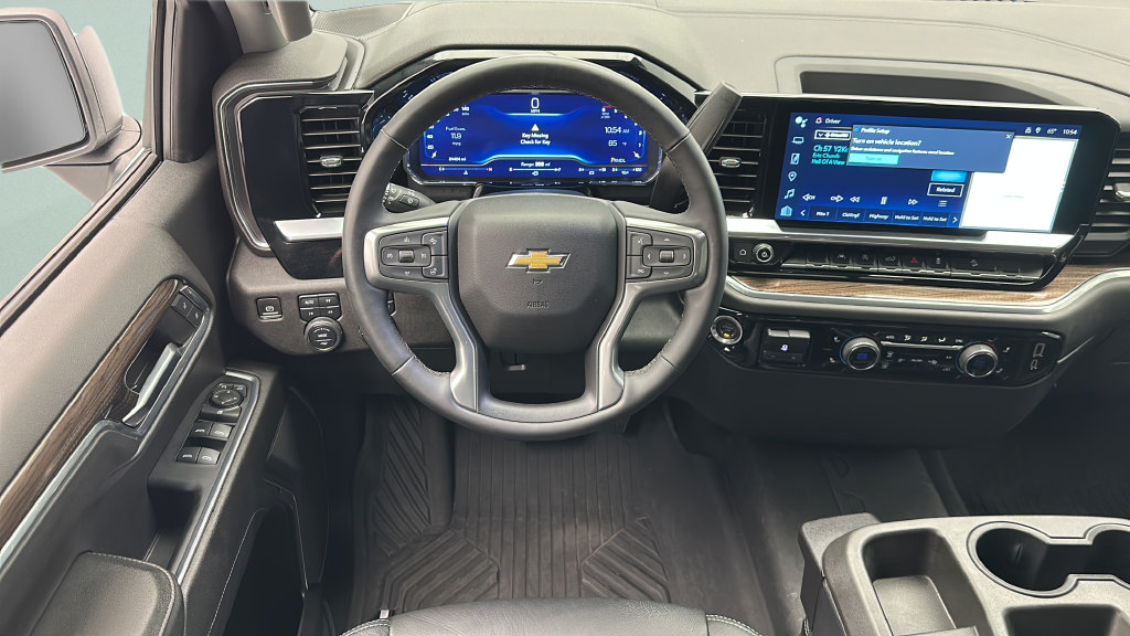 Used 2023 Chevrolet Silverado 1500 LT AWD/4WD image 12