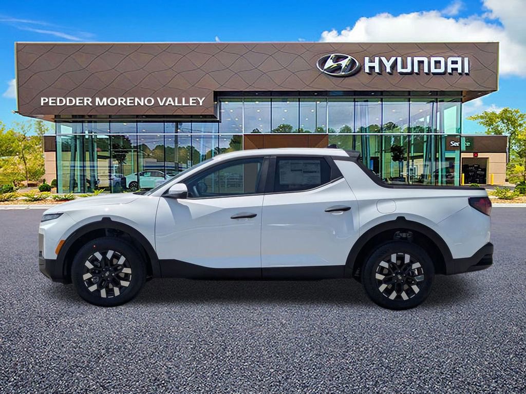 New 2025 Hyundai Santa Cruz SE image 3