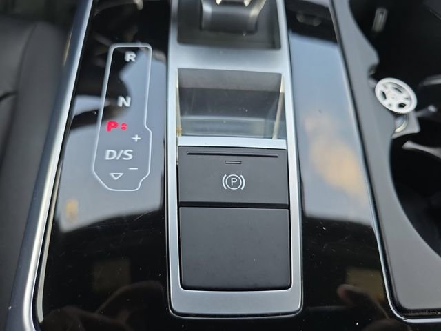 Used 2025 Audi Q7 3.0T Premium Plus AWD/4WD image 28