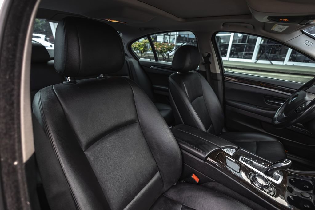 Used 2015 BMW 528i xDrive Sedan AWD/4WD image 27
