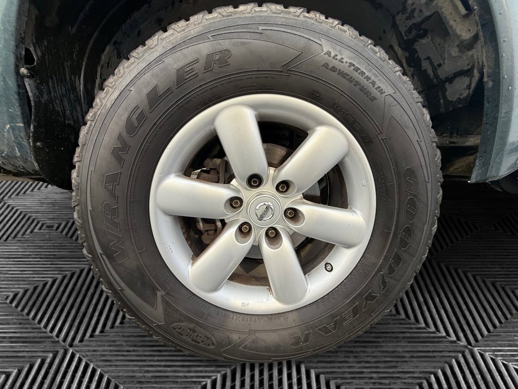 Used 2006 Nissan Titan SE image 10