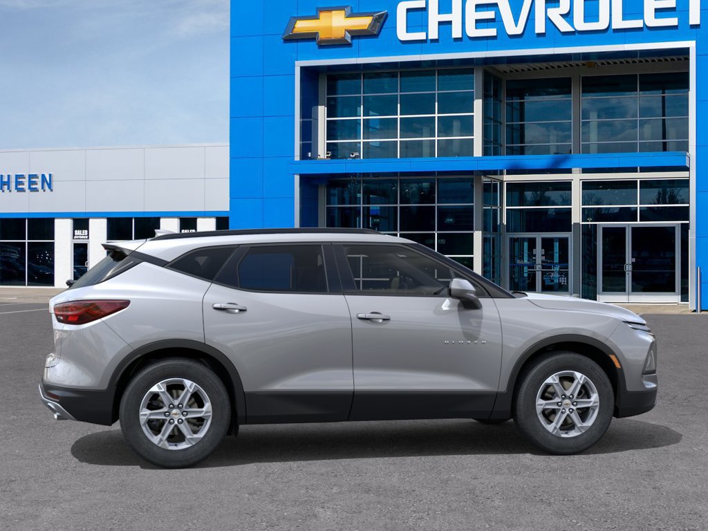 New 2026 Chevrolet Blazer LT w/ Convenience Package FWD image 5