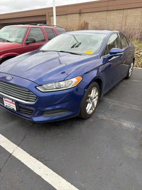 Used 2013 Ford Fusion SE FWD image 3