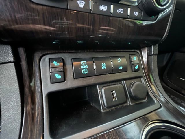 Used 2017 Chevrolet Traverse LT AWD/4WD image 24