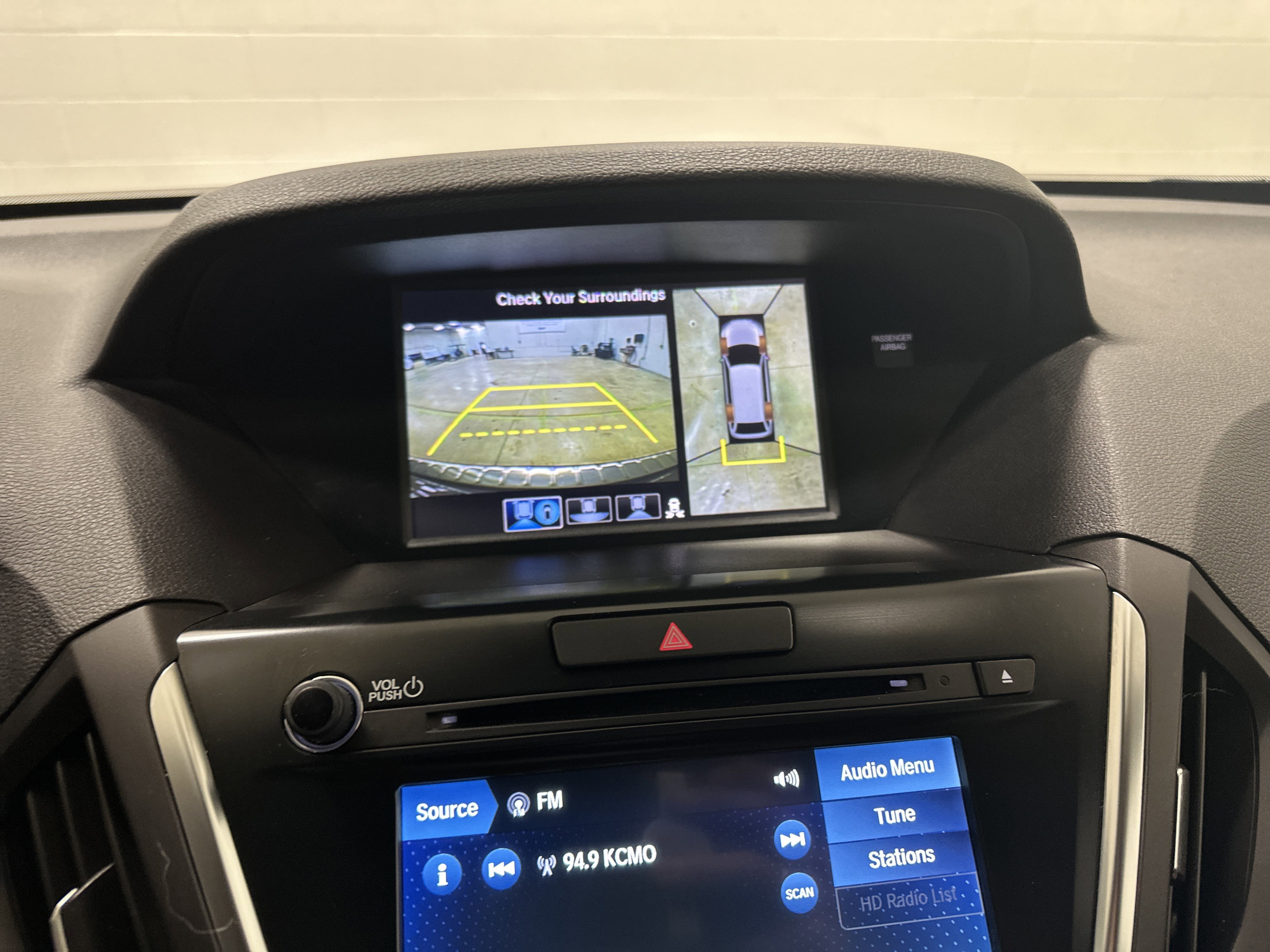 Used 2019 Acura MDX FWD w/ Advance Package image 25