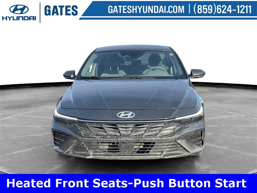 Used 2024 Hyundai Elantra SEL w/ Convenience Package image 4