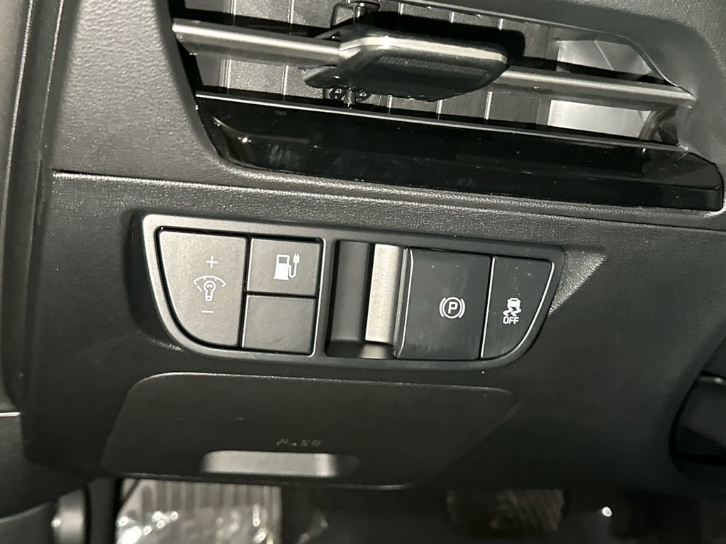 Certified 2024 Kia EV6 Light image 34