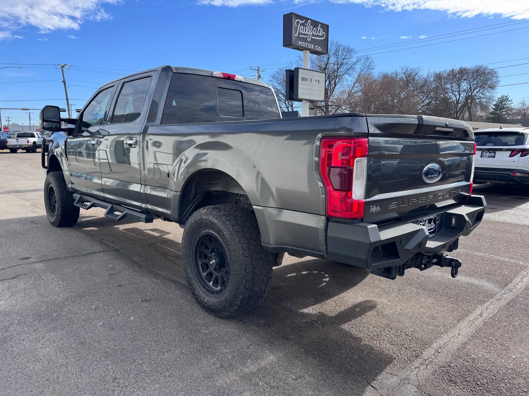 Used 2019 Ford F250 Lariat w/ Lariat Ultimate Package image 5
