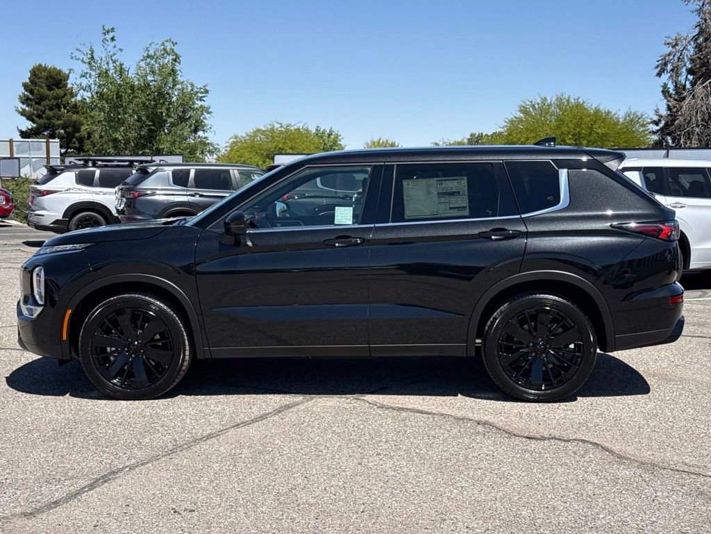 New 2026 Mitsubishi Outlander LE FWD image 5