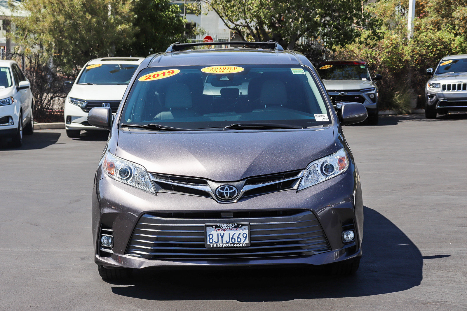 Certified 2019 Toyota Sienna XLE w/ XLE Navigation Package FWD image 2