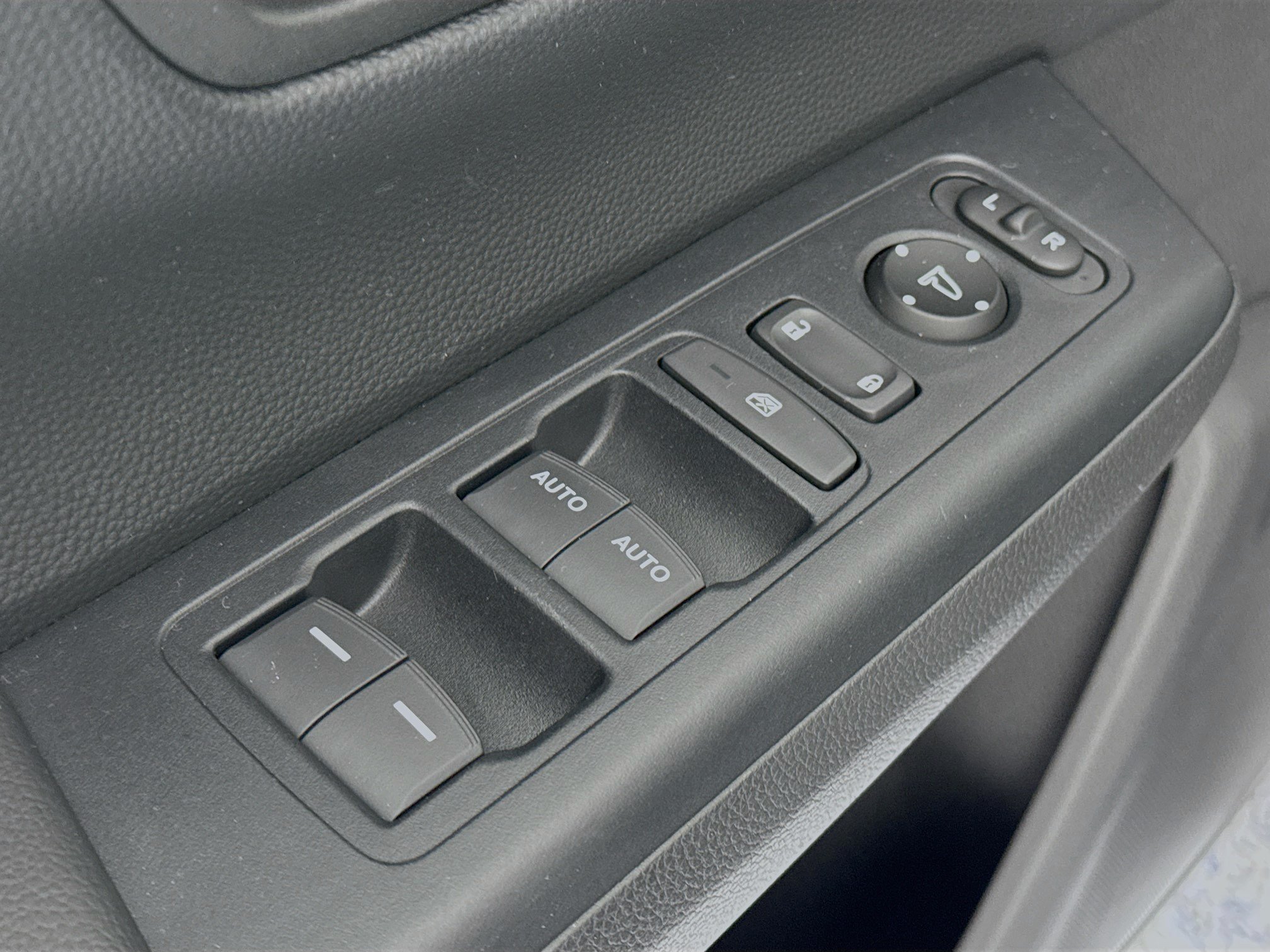 Certified 2024 Honda CR-V EX image 17