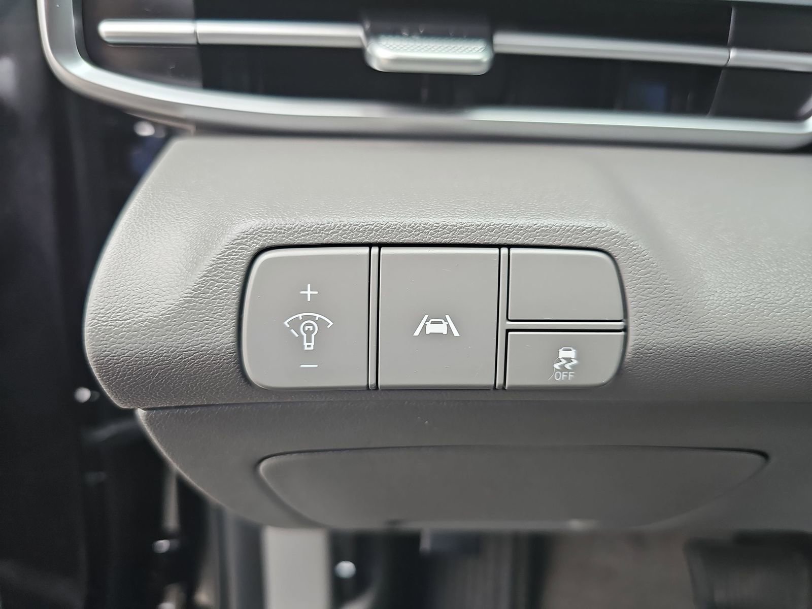 Certified 2023 Hyundai Elantra SEL w/ Convenience Package image 28