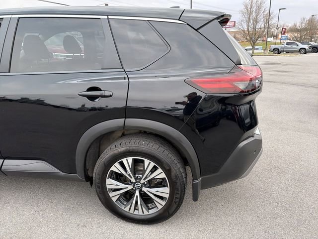 Used 2023 Nissan Rogue SV AWD/4WD image 9