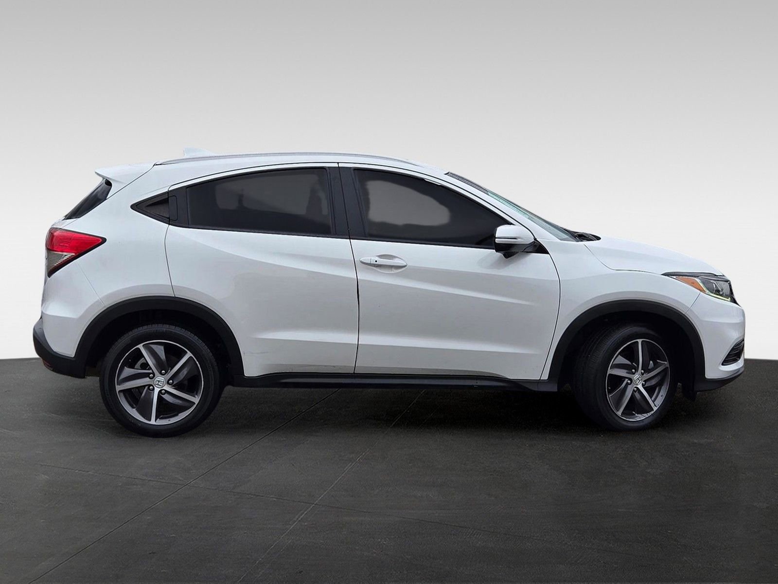 Used 2021 Honda HR-V EX image 3