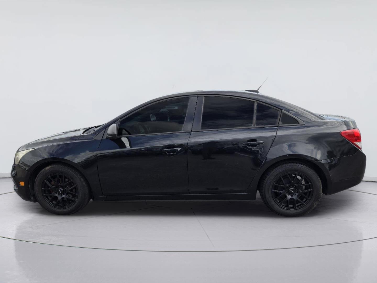 Used 2016 Chevrolet Cruze LS FWD image 5