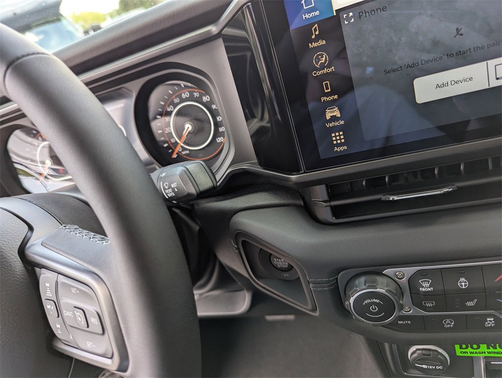 New 2025 Jeep Gladiator Sport image 23