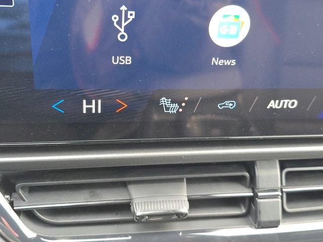 New 2026 Chevrolet Equinox EV RS FWD image 4