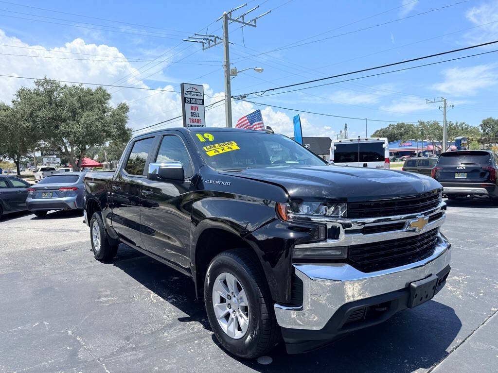 Used 2019 Chevrolet Silverado 1500 LT AWD/4WD image 1