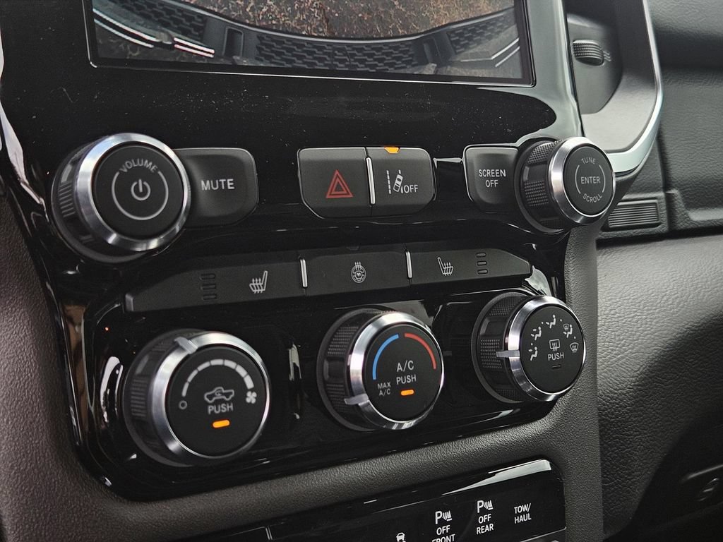 Used 2026 RAM 1500 Lone Star AWD/4WD image 27