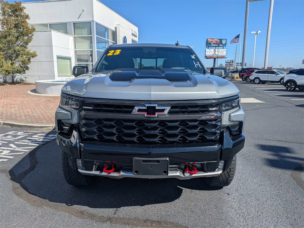 Used 2023 Chevrolet Silverado 1500 ZR2 w/ Technology Package image 9