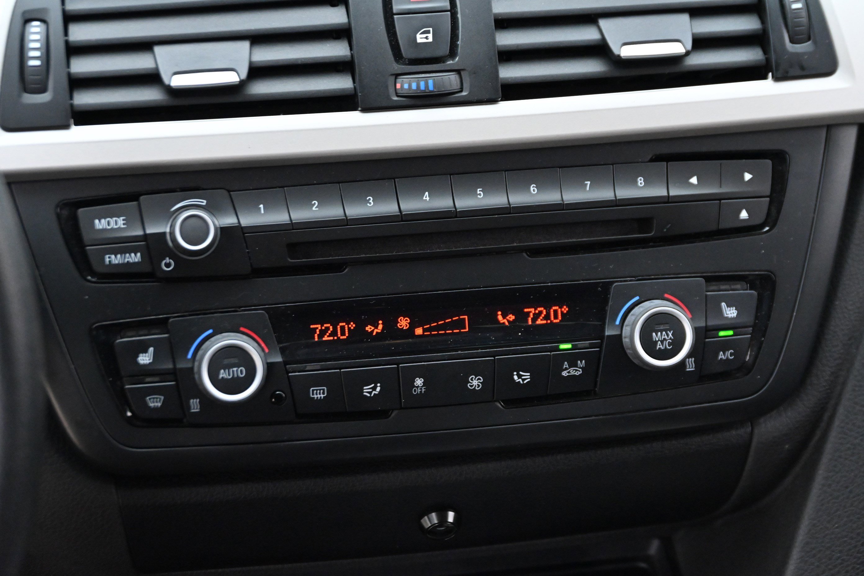 Used 2015 BMW 320i xDrive Sedan image 19