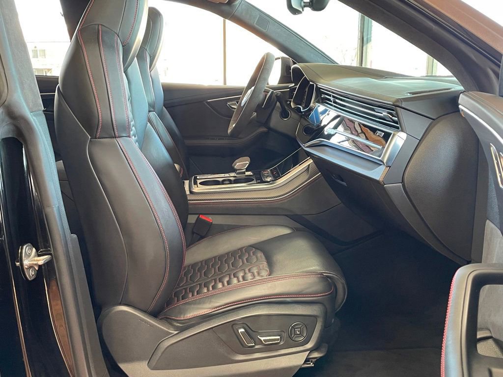 Used 2023 Audi RS Q8 w/ Black Optic Package image 28