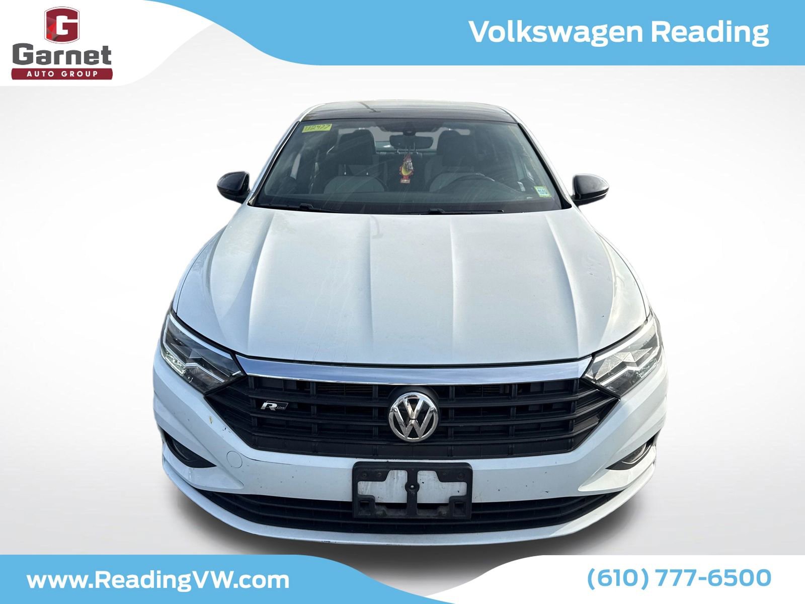 Used 2021 Volkswagen Jetta R-Line w/ R-Line Cold Weather Package FWD image 9